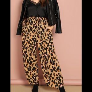 Leopard palazzo pant